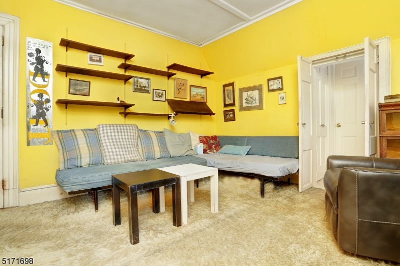 Mount Tabor - Residential