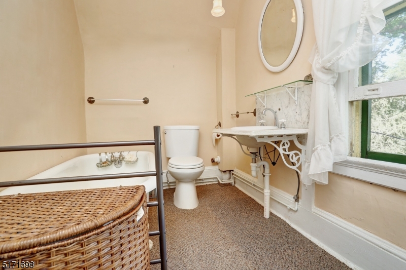 Mount Tabor - Residential