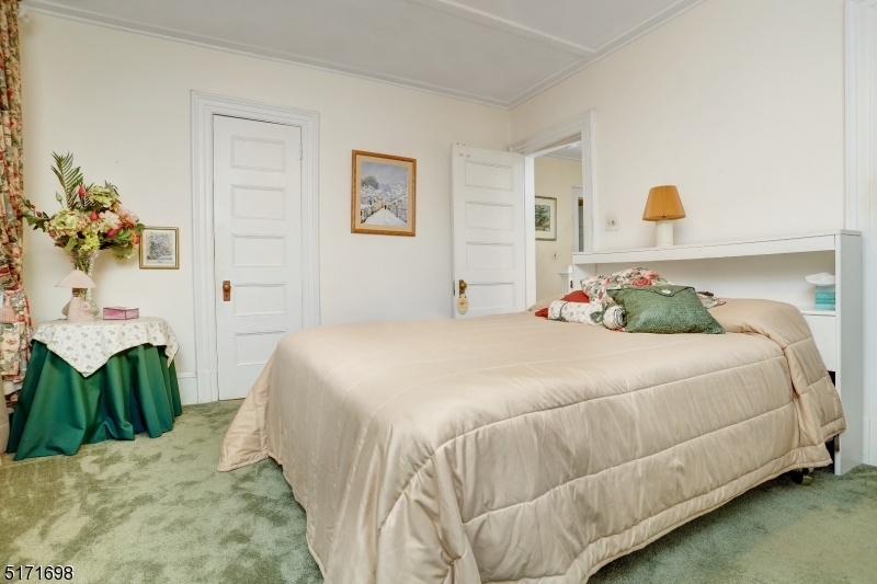 Mount Tabor - Residential