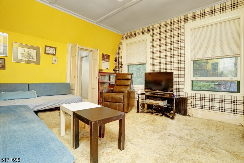 Mount Tabor - Residential