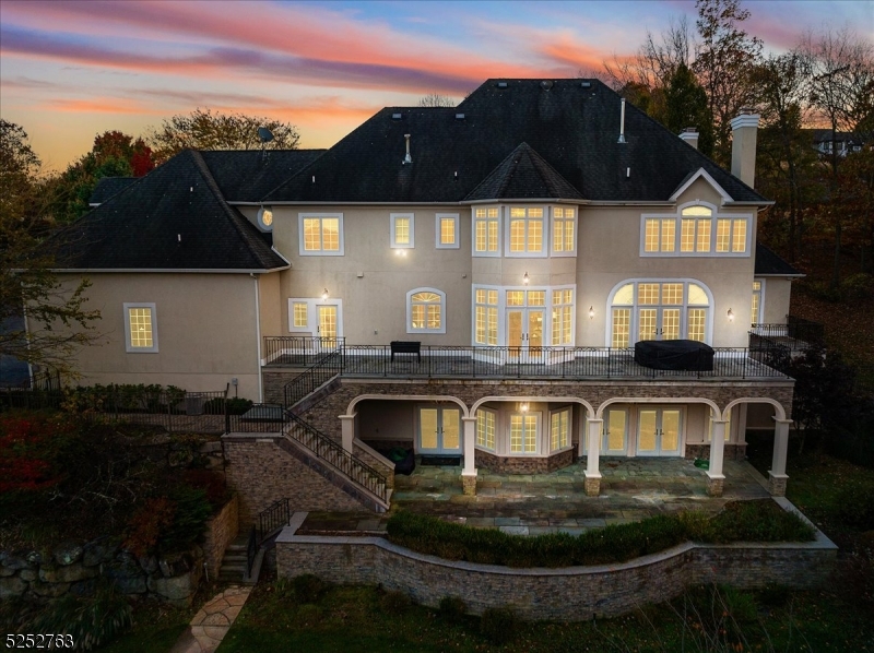 Valhalla Ridge - Residential