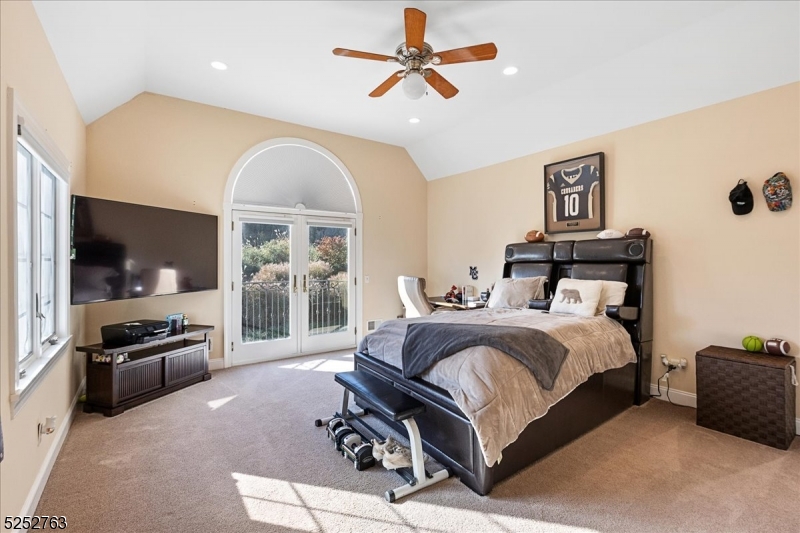 Valhalla Ridge - Residential