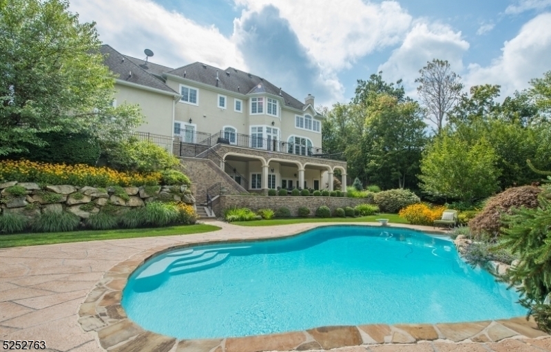 Valhalla Ridge - Residential