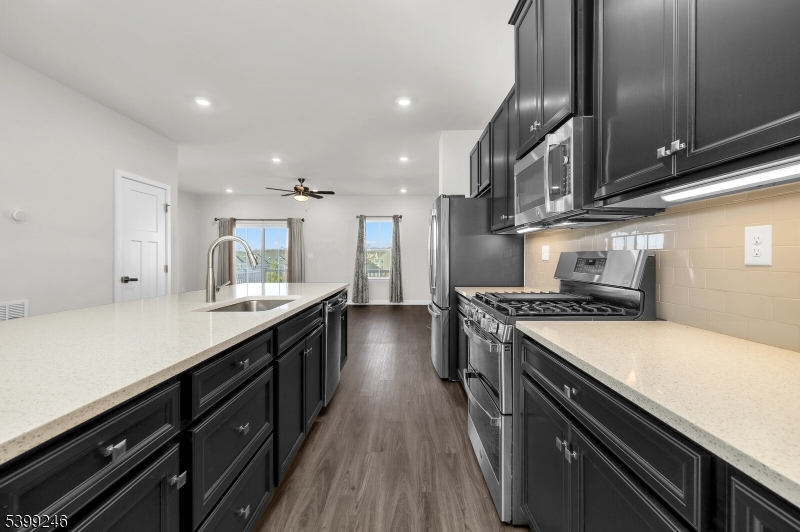 Mountain Ridge Estates - Residential