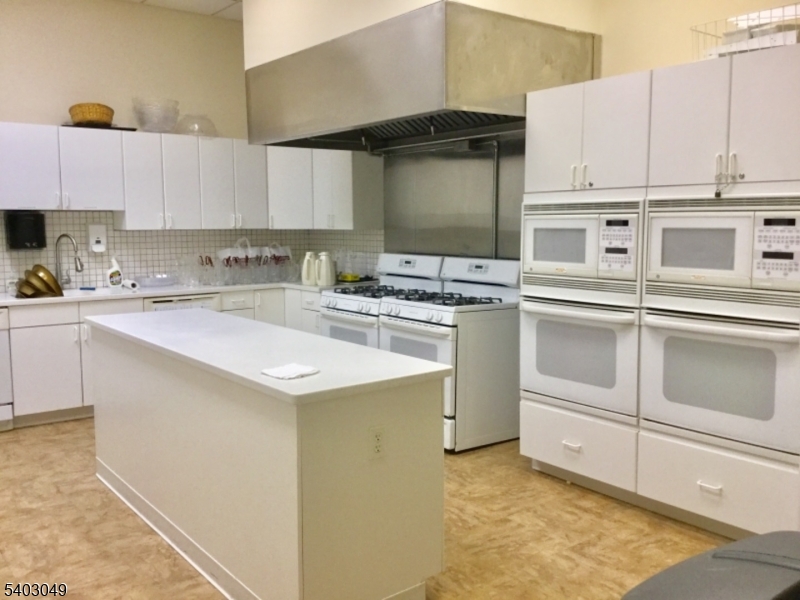 Fox Hills - Residential