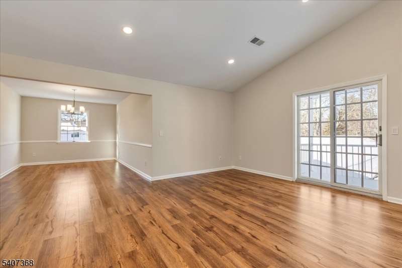 Spring Ridge - Residential