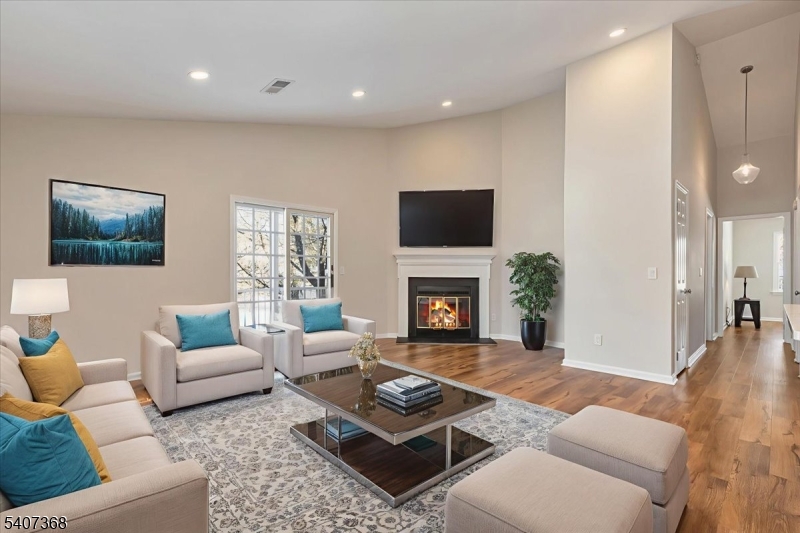 Spring Ridge - Residential