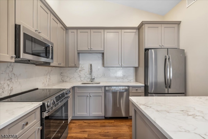 Spring Ridge - Residential