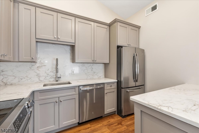 Spring Ridge - Residential