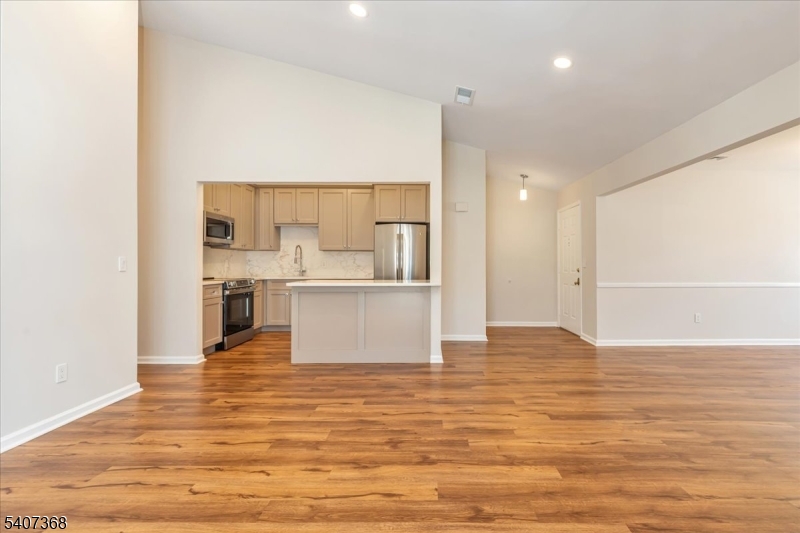 Spring Ridge - Residential