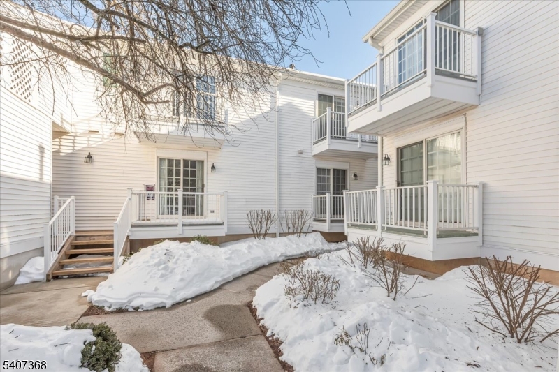 Spring Ridge - Residential