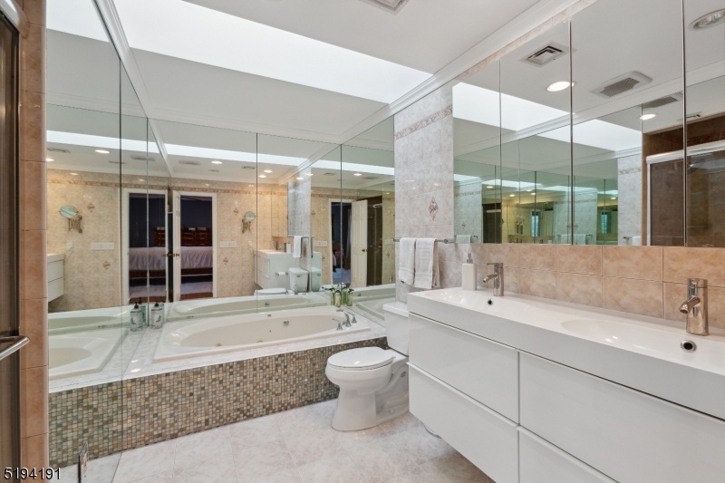 Pine Edge - Residential