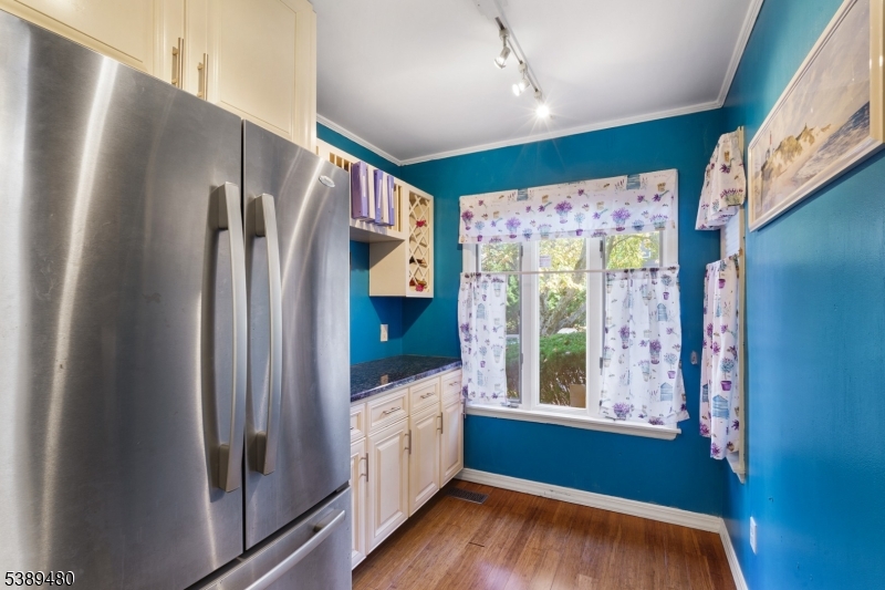 Beaver Brook - Residential