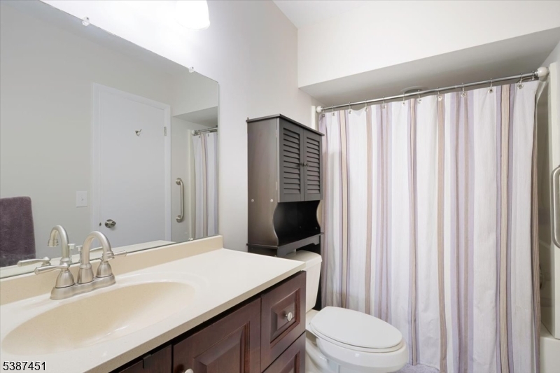 Hampton Commons - Residential