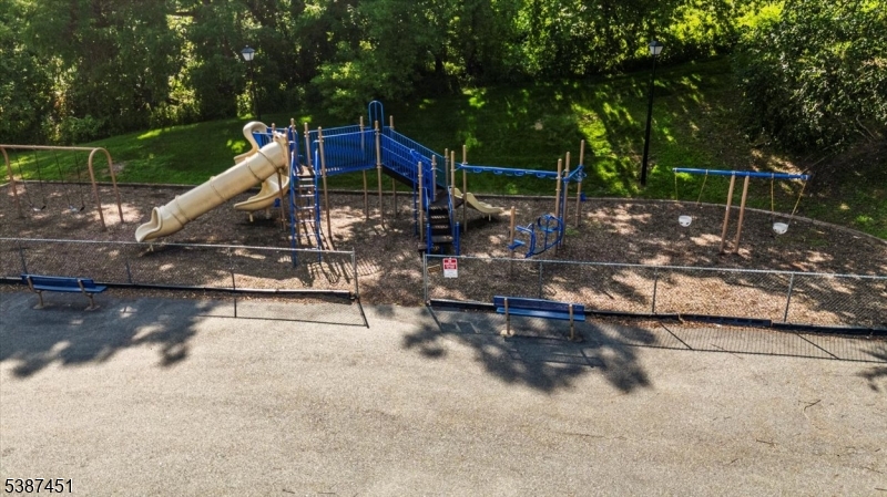 Hampton Commons - Residential