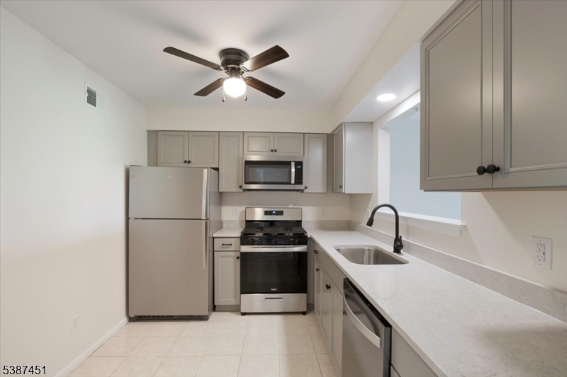 Hampton Commons - Residential