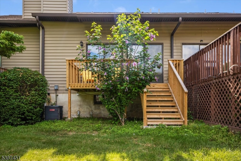 Hampton Commons - Residential