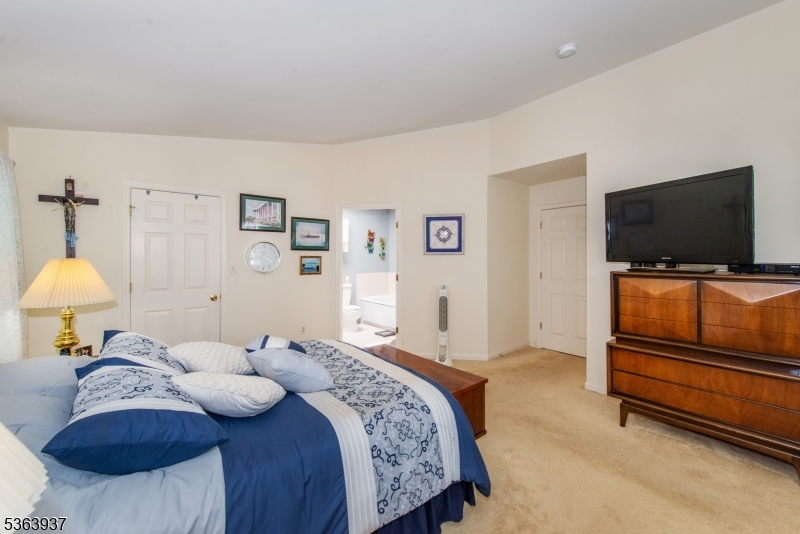 Seasons Glen - Residential