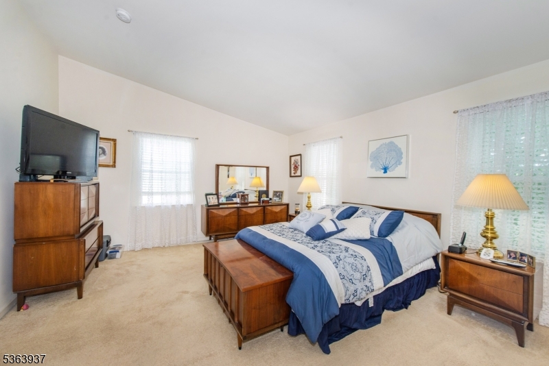 Seasons Glen - Residential