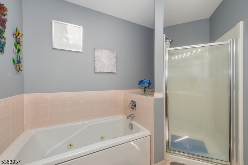 Seasons Glen - Residential