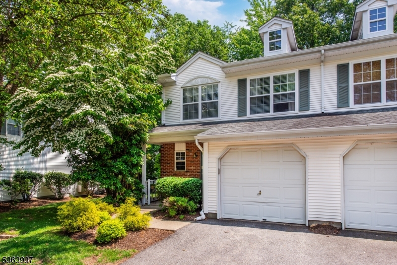 Seasons Glen - Residential