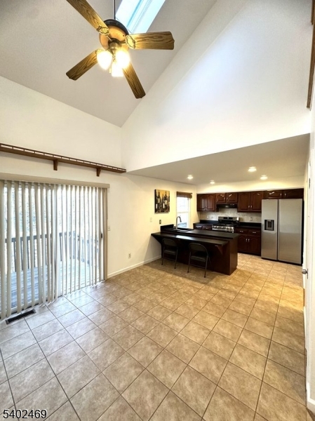 OAK HILL - Residential Lease