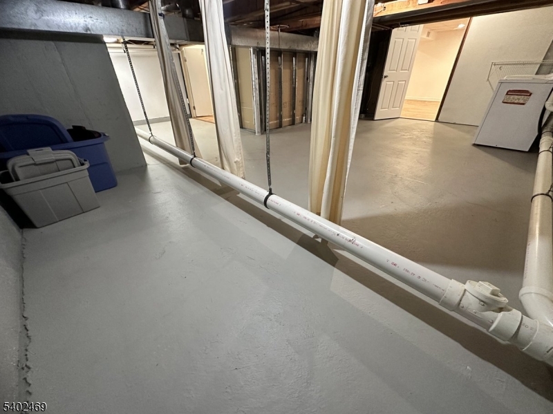 OAK HILL - Residential Lease