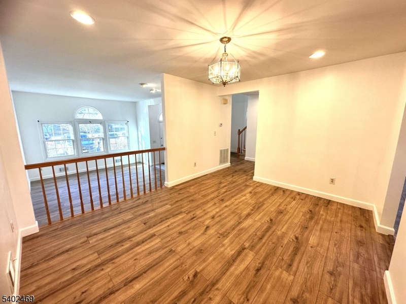 OAK HILL - Residential Lease