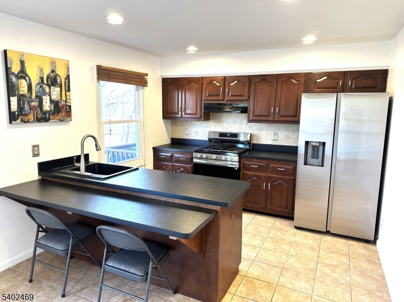 OAK HILL - Residential Lease