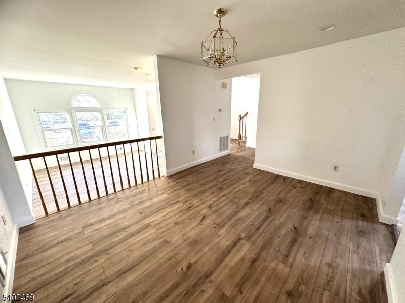 OAK HILL - Residential Lease