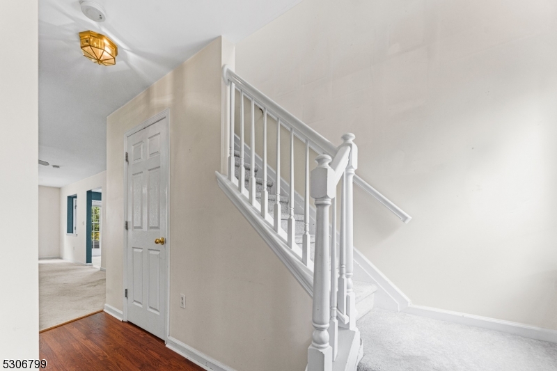 Photo 9 of 32 of 61 Rockcreek Ter townhome