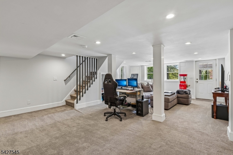 Upper Montclair - Residential