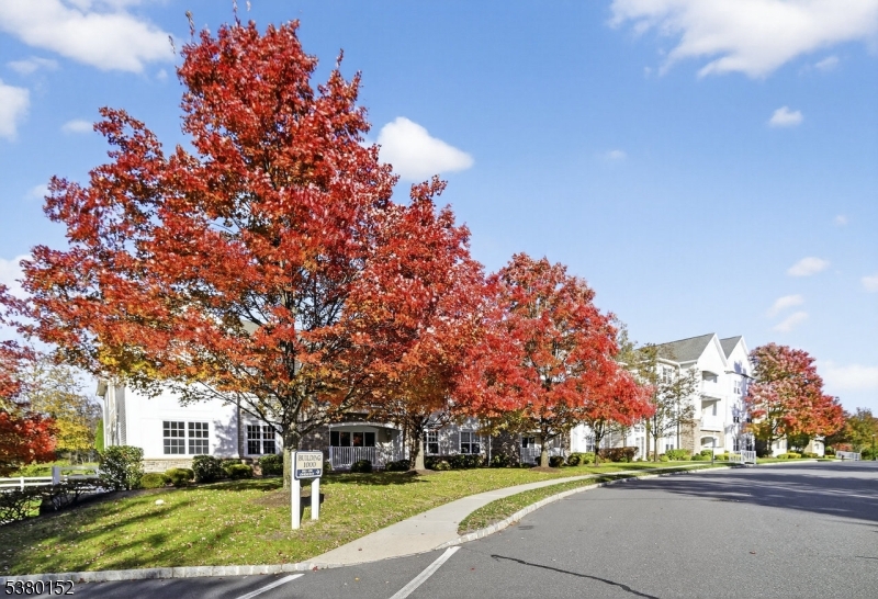 SOMERSET RUN - Residential