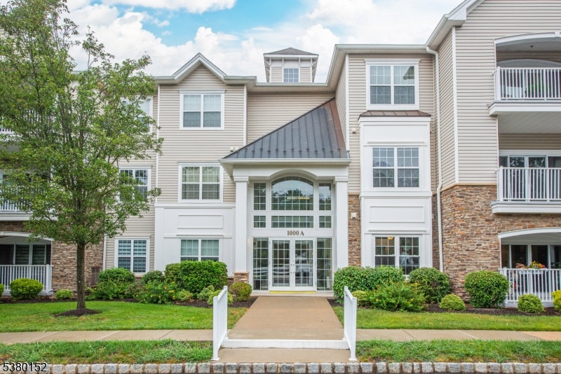 SOMERSET RUN - Residential