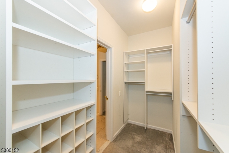 SOMERSET RUN - Residential