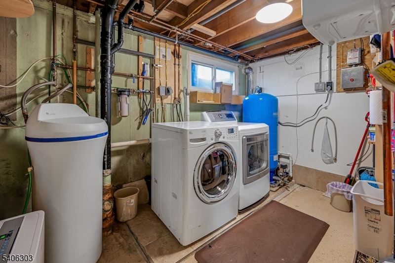 HIBERNIA/ LAKE TELEMARK - Residential