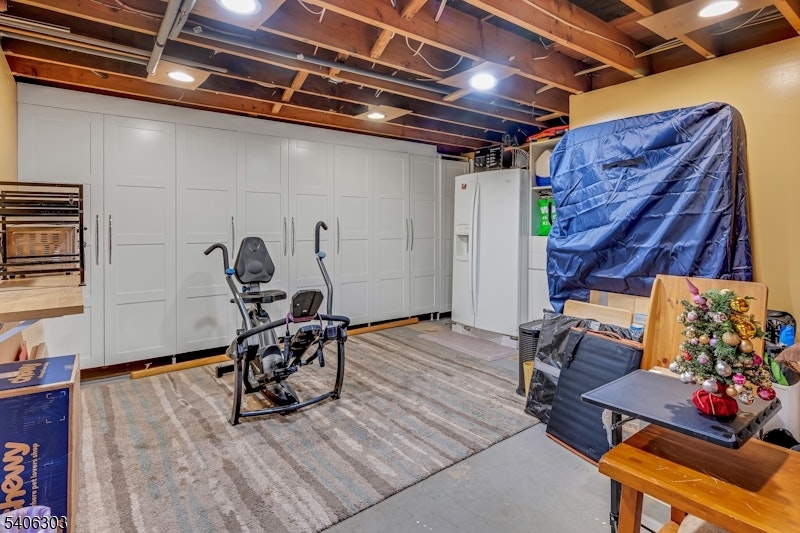 HIBERNIA/ LAKE TELEMARK - Residential