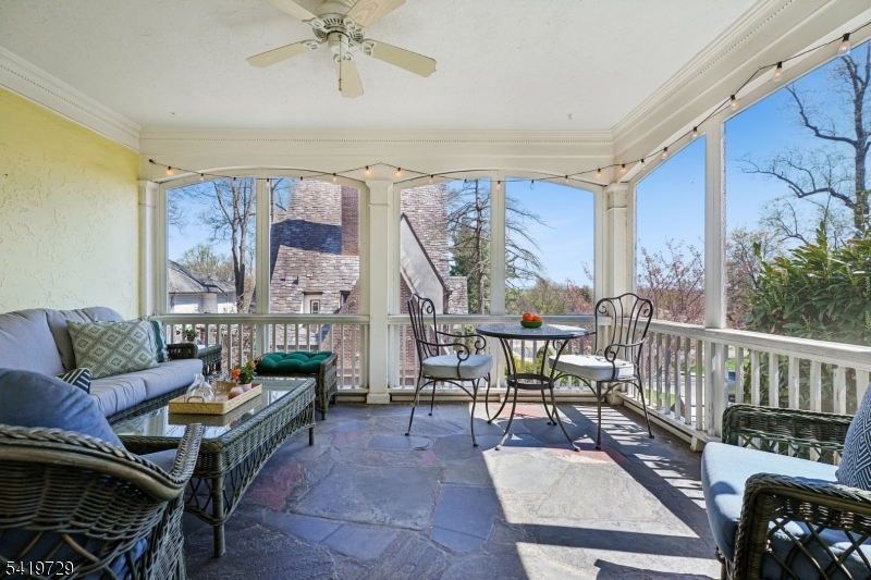 Upper Wyoming - Residential