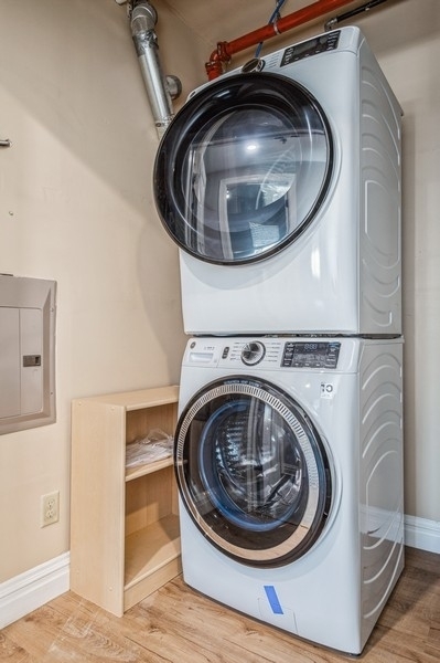 Somerville Boro, New Jersey 08876, United States, 2 Bedrooms Bedrooms, ,2 BathroomsBathrooms,Residential,Active,138210