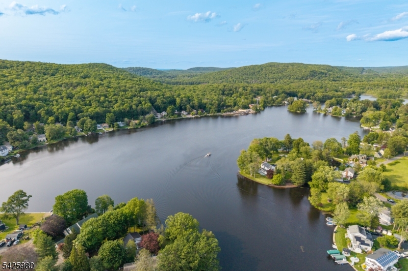 Crandon Lakes - Residential