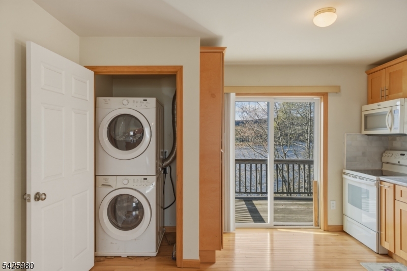 Crandon Lakes - Residential