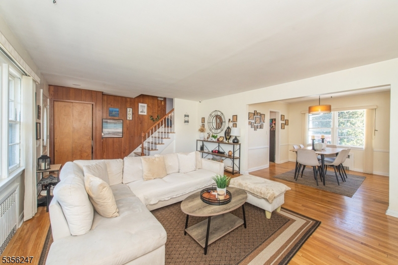 08 Avondale Avenue