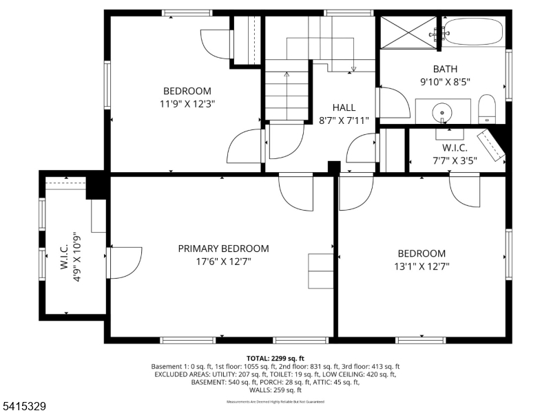 Main image without alt text