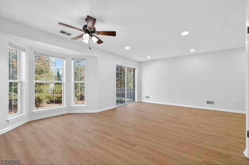 Glenbrooke - Residential Lease