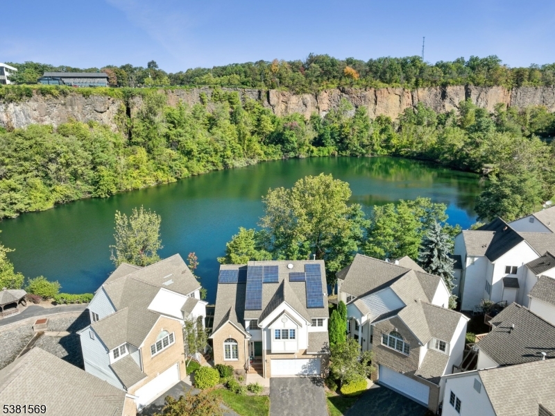 The Villas at Crown View - Residential