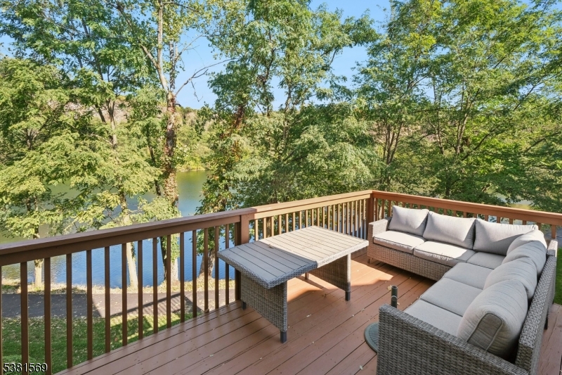 The Villas at Crown View - Residential