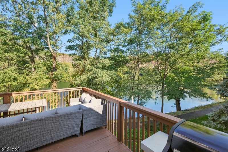 The Villas at Crown View - Residential