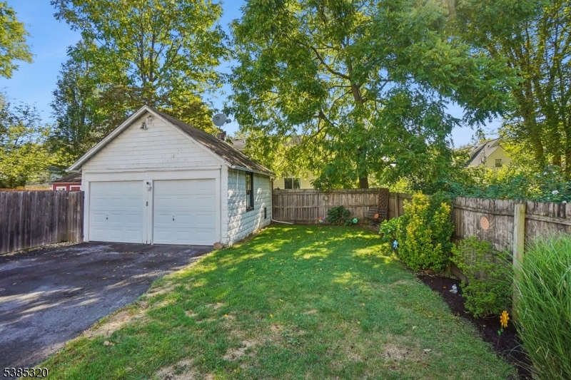 Collins - Residential