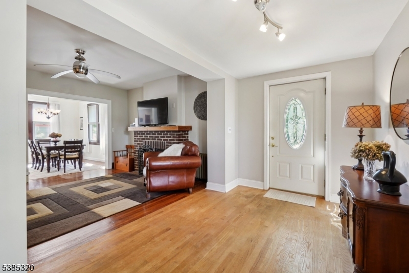 Collins - Residential