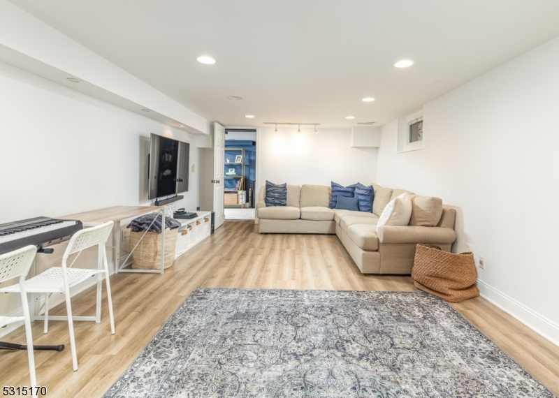 Manor Section - Residential